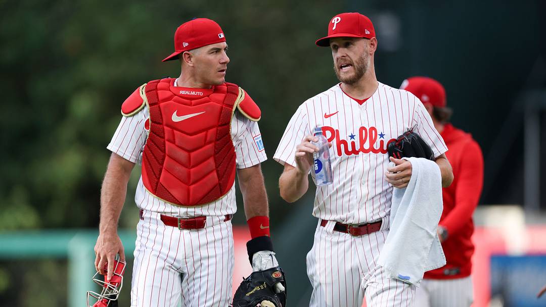 Sep 5, 2026; Philadelphia, Pennsylvania, USA; Philadelphia Phillies pitcher Zack Wheeler (45) and catcher J.T. Realmuto (10) take the field for a game against the Atlanta Braves at Citizens Bank Park. Mandatory Credit: Bill Streicher-Imagn Images Sep 5, 2026; Philadelphia, Pennsylvania, USA; Philadelphia Phillies pitcher Zack Wheeler (45) and catcher J.T. Realmuto (10) take the field for a game against the Atlanta Braves at Citizens Bank Park. Mandatory Credit: Bill Streicher-Imagn Images
