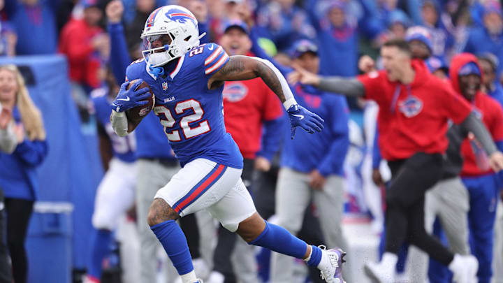 Miami Dolphins v Buffalo Bills