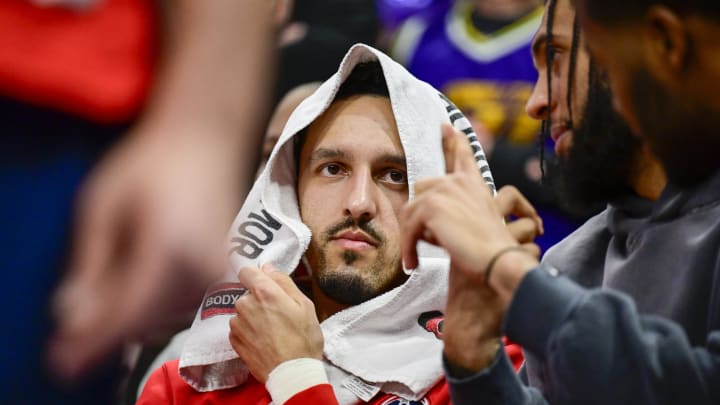 Mar 4, 2024; Salt Lake City, Utah, USA; Washington Wizards guard Landry Shamet (20) on the bench with a towel over his head against the Utah Jazz during the second half at the Delta Center. Mandatory Credit: Christopher Creveling-USA TODAY Sports