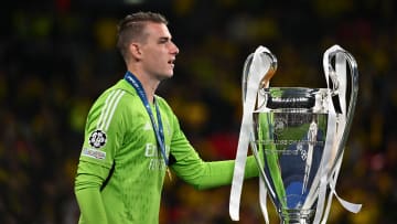 Lunin foi reserva na final da Champions League 2023/24