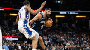 Jalen Suggs is stepping into the role of point guard and is still getting down the finer points as the preseason concludes.