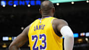  Los Angeles Lakers forward LeBron James plays against the Chicago Bulls during the first quarter at United Center. 