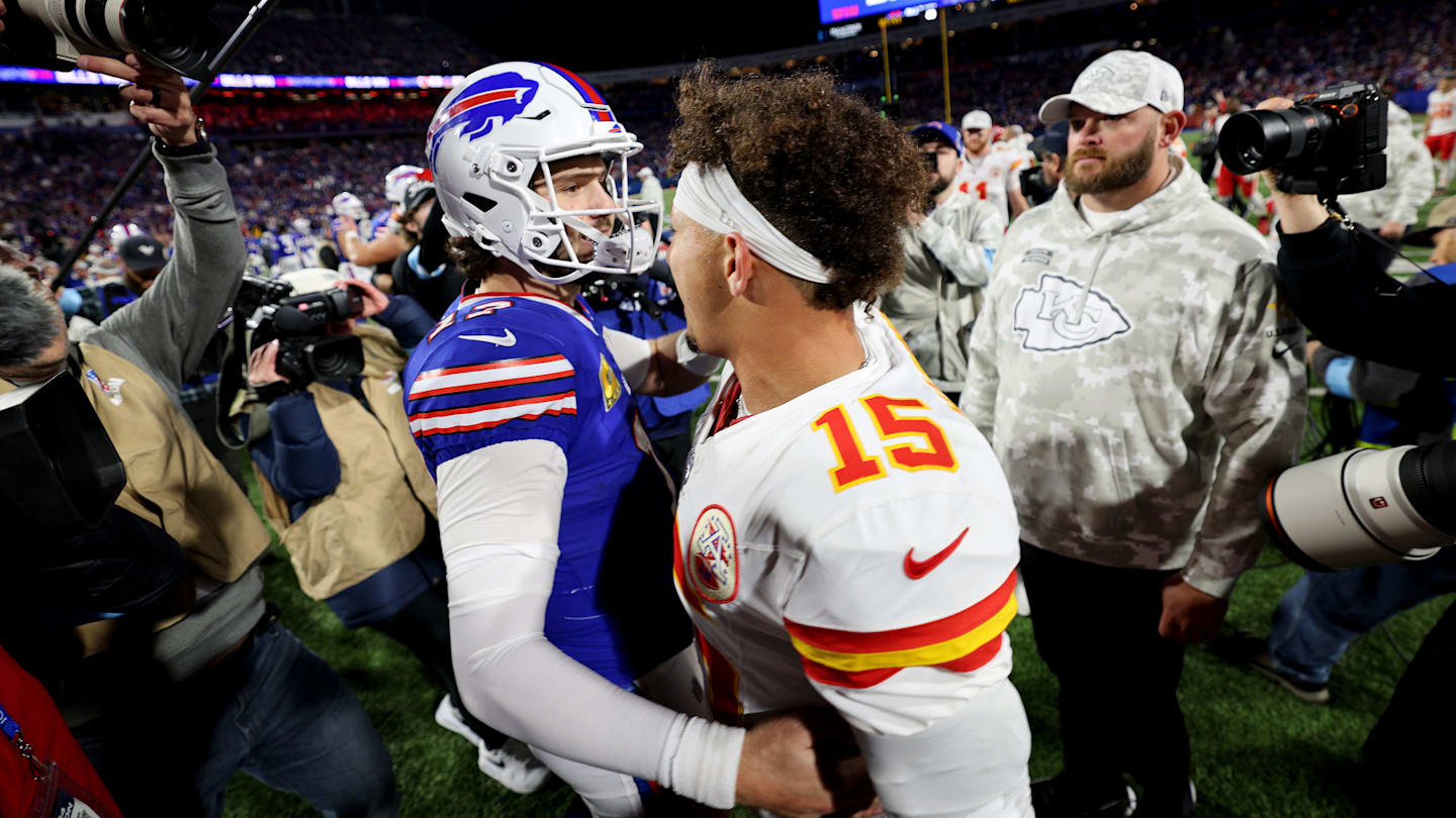 喬什艾倫 (Josh Allen) 在比爾隊第 11 週戰勝帕特里克馬霍姆斯 (Patrick Mahomes) 創造了 NFL 歷史