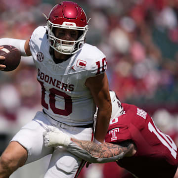 John Mateer and Oklahoma are favored against Auburn on Saturday.