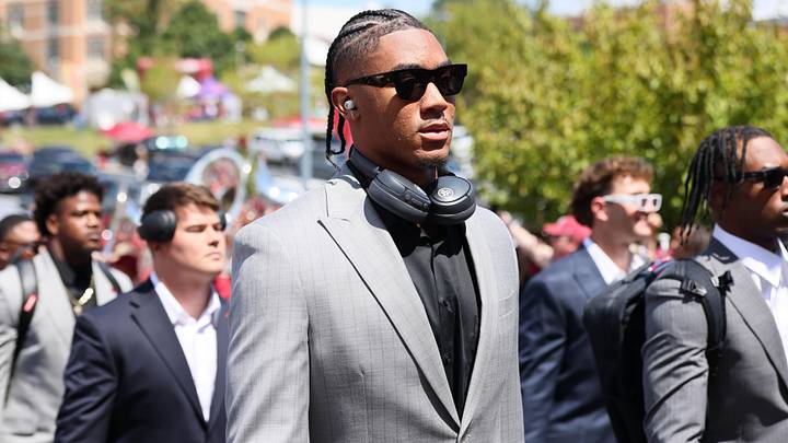 Arkansas Razorbacks quarterback Taylen Green