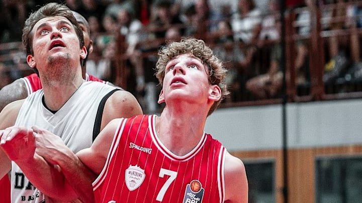 Germany's Hannes Steinbach has signed to play basketball for the UW. Germany's Hannes Steinbach has signed to play basketball for the UW.