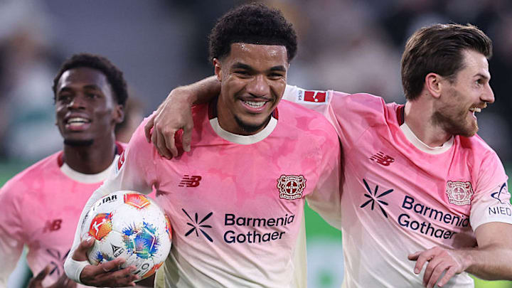 ดาวทีมชาติสหรัฐฯ มาลิก ทิลแมน สร้างประวัติศาสตร์บุนเดสลีกาด้วยการแสดงที่ทำประตูและแอสซิสต์อันงดงาม