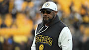 Nov 30, 2025; Pittsburgh, Pennsylvania, USA; Pittsburgh Steelers head coach Mike Tomlin warms up for a game against the Buffalo Bills at Acrisure Stadium. Mandatory Credit: Barry Reeger-Imagn Images