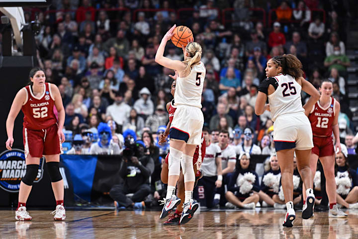 UConn Huskies guard Paige Bueckers shoots against the Oklahoma Sooners during the second half of the Sweet 16.