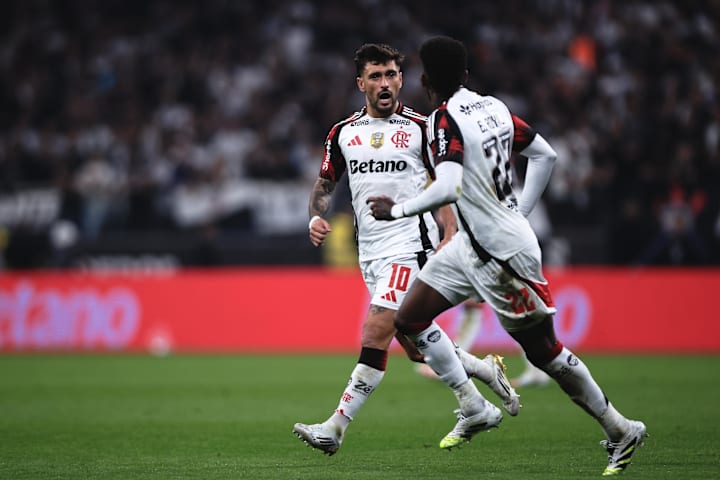 Arrascaeta faz um grande Campeonato Brasileiro