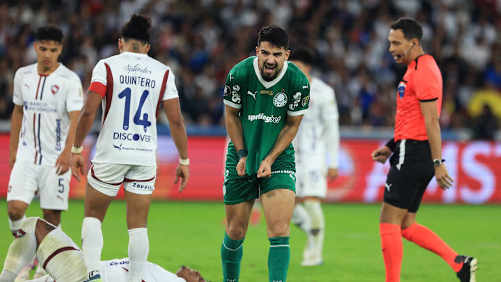Palmeiras perde em Quito e larga atrás na semifinal da Libertadores Palmeiras perde em Quito e larga atrás na semifinal da Libertadores