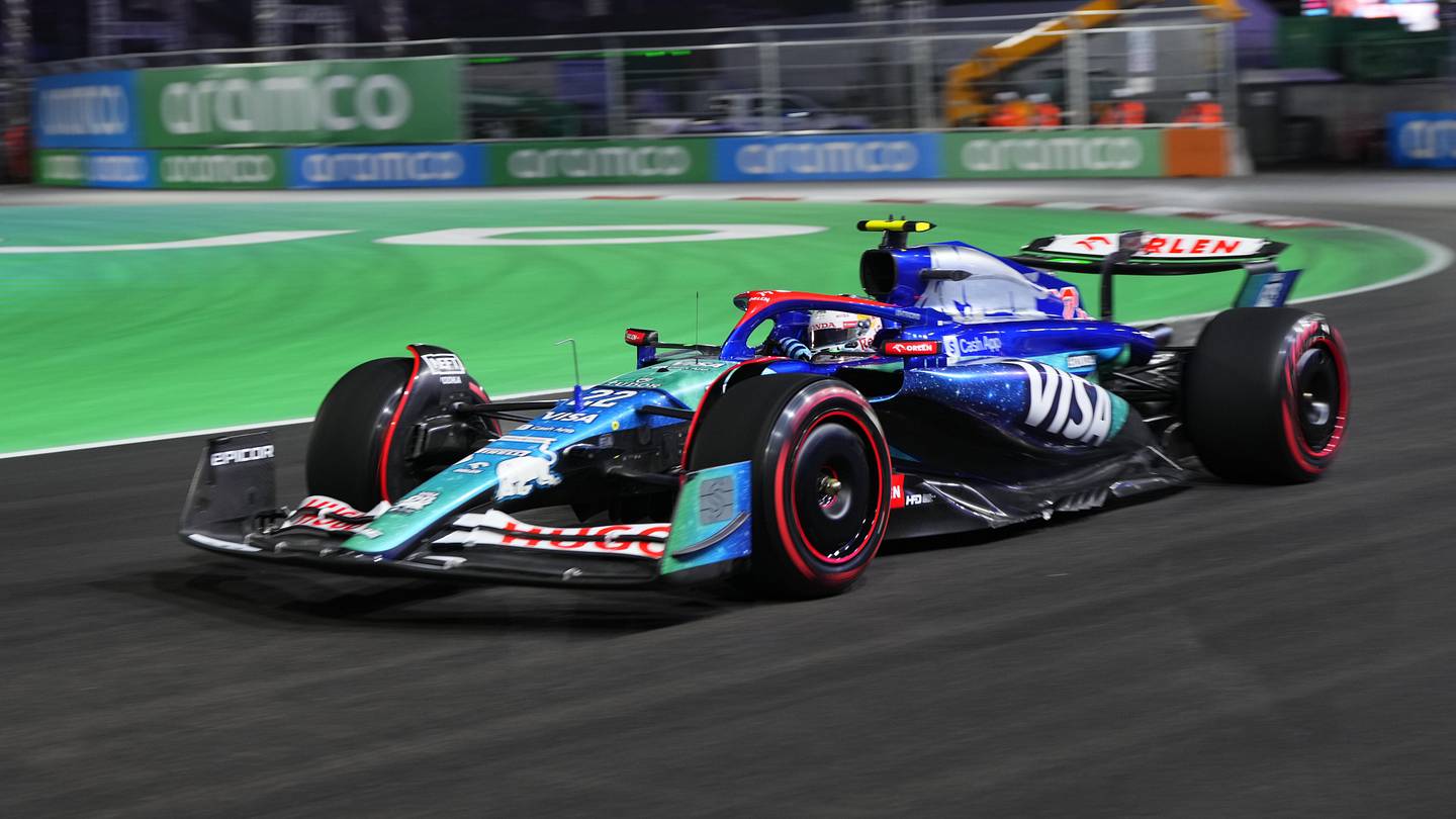 VCARBが角田裕毅とアイザック・ハジャールの2025年F1カーデビューを発表
