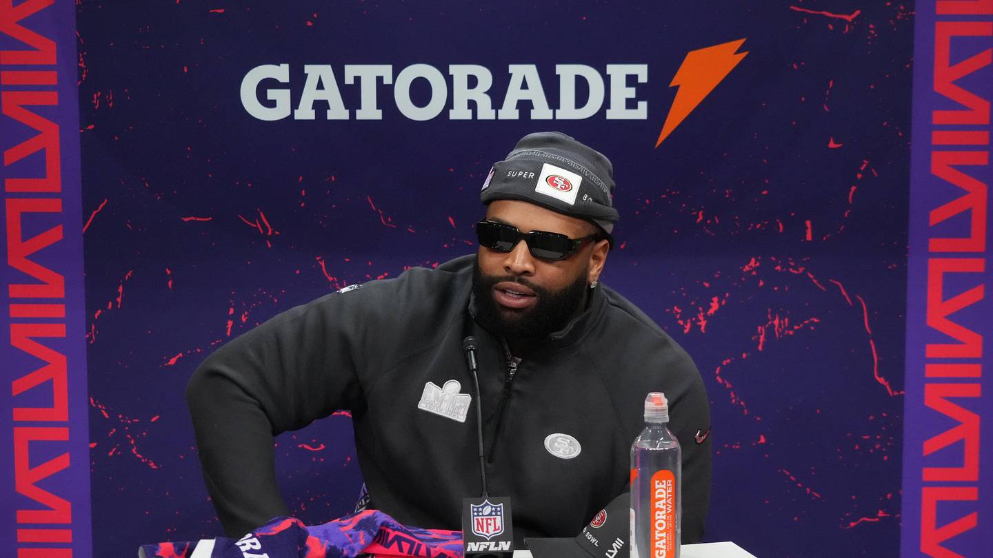 REPORT: 49ers LT Trent Williams May be Unhappy with his Contract - Vimarsana News