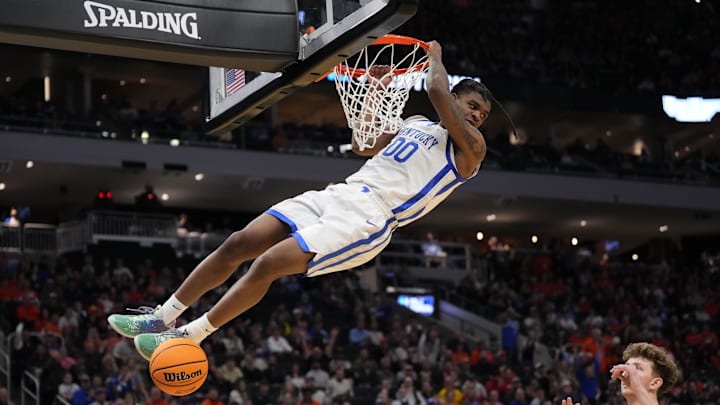 Kentucky shooting guard Otega Oweh constantly pressures the rim while opposing defenses worry about the Wildcats’ three-point shooting.