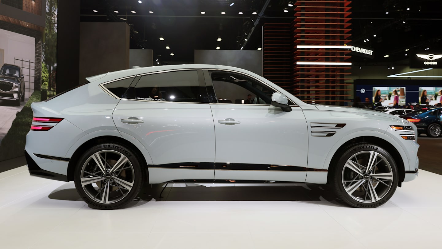 2025 Genesis GV80 Coupe 評測：運動外觀，運動駕駛較少