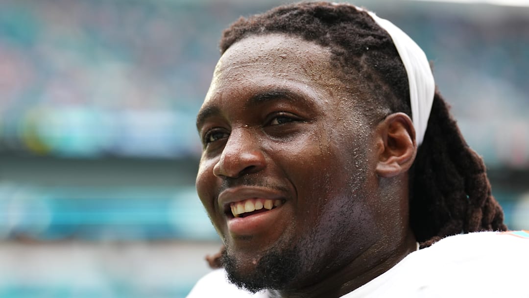 Miami Dolphins left tackle Patrick Paul