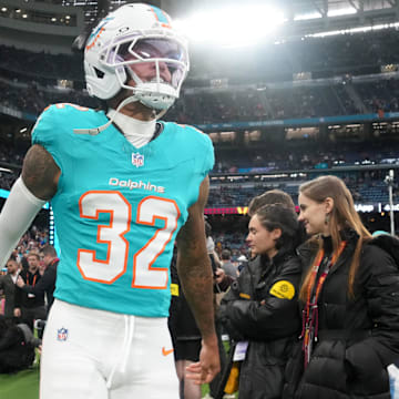 Miami Dolphins cornerback JuJu Brents (32) runs onto the field prior to the 2025 NFL Madrid Game against the Washington Commanders at Santiago Bernabeu Stadium. 