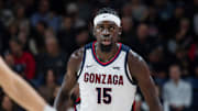 Gonzaga Bulldogs forward Graham Ike (15).