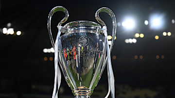 FBL-EUR-C1-MAN CITY-RED STAR