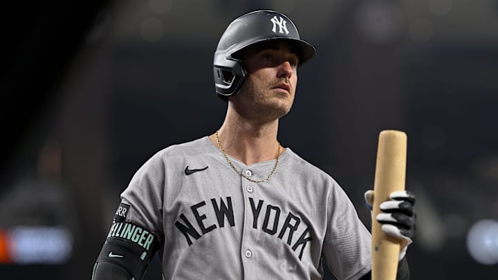 Aug 4, 2025; Arlington, Texas, USA; New York Yankees center fielder Cody Bellinger (35) during the game between the Texas Rangers and the New York Yankees at Globe Life Field. Mandatory Credit: Jerome Miron-Imagn Images Aug 4, 2025; Arlington, Texas, USA; New York Yankees center fielder Cody Bellinger (35) during the game between the Texas Rangers and the New York Yankees at Globe Life Field. Mandatory Credit: Jerome Miron-Imagn Images