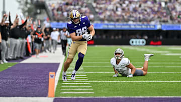 Eastern Michigan v Washington