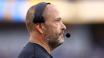 Las Vegas Raiders v Los Angeles Chargers