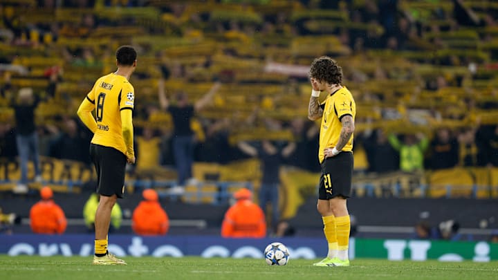 Felix Nmecha und Fabio Silva bei der Niederlage in Manchester Felix Nmecha und Fabio Silva bei der Niederlage in Manchester