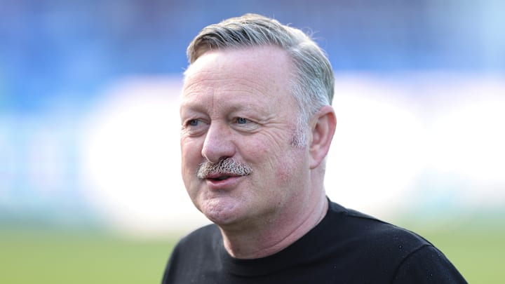 Roland Virkus sucht nach einem neuen Stürmer für Gladbach Roland Virkus sucht nach einem neuen Stürmer für Gladbach