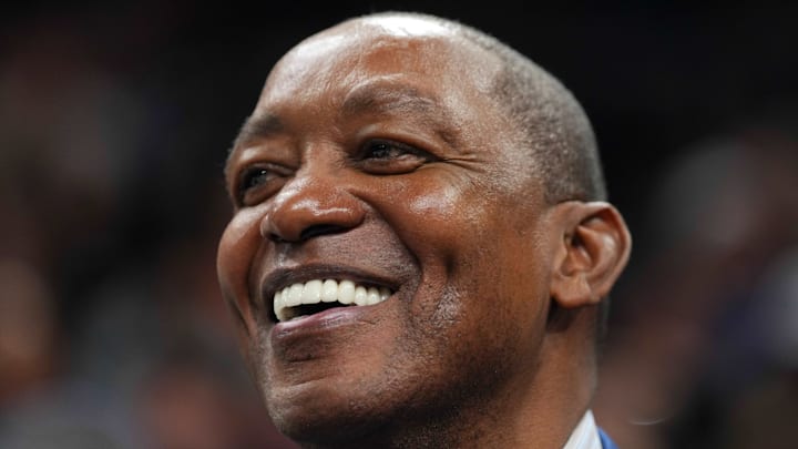 Apr 3, 2024; Phoenix, Arizona, USA; Basketball Hall of Fame player Isiah Thomas looks on during the second half of the game between the Phoenix Suns and the Cleveland Cavaliers at Footprint Center. Mandatory Credit: Joe Camporeale-Imagn Images Apr 3, 2024; Phoenix, Arizona, USA; Basketball Hall of Fame player Isiah Thomas looks on during the second half of the game between the Phoenix Suns and the Cleveland Cavaliers at Footprint Center. Mandatory Credit: Joe Camporeale-Imagn Images