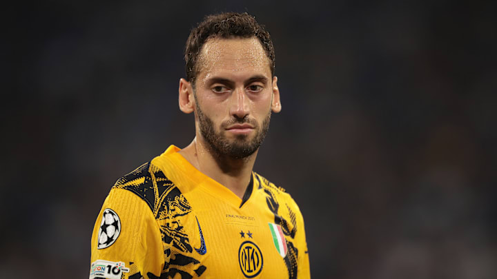 Hakan Calhanoglu
