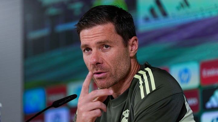 Xabi Alonso ciblerait un défenseur central très talentueux de Ligue 1. Xabi Alonso ciblerait un défenseur central très talentueux de Ligue 1.
