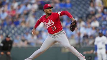 May 28, 2025; Kansas City, Missouri, USA; Cincinnati Reds starting pitcher Hunter Greene (21) pitches during the first inning against the Kansas City Royals at Kauffman Stadium. Mandatory Credit: Jay Biggerstaff-Imagn Images