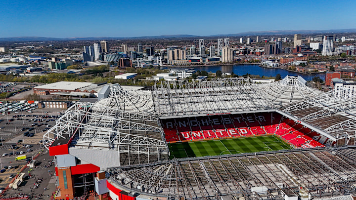 Das Stadion Manchester United soll umgebaut werden Das Stadion Manchester United soll umgebaut werden