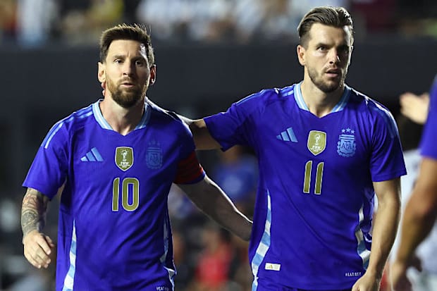 吉奥瓦尼·洛塞尔索和利昂内尔·梅西。