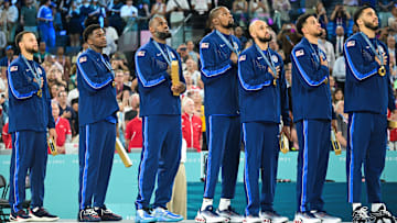 BASKETBALL-OLY-PARIS-2024-FRA-USA-MEDALS