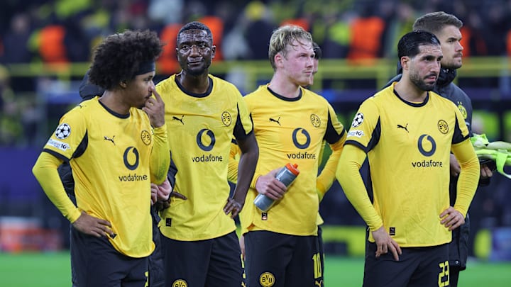 Emre Can (1. v. re.) ist seit sechs Jahren beim BVB