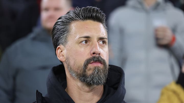 Der FC Augsburg geht mit Sandro Wagner ein hohes Risiko ein. Der FC Augsburg geht mit Sandro Wagner ein hohes Risiko ein.