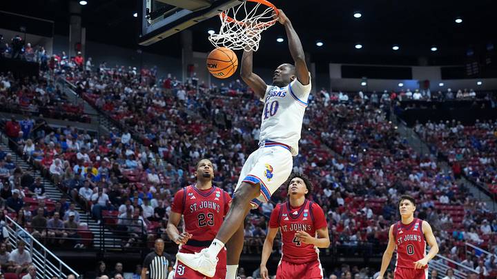 Kansas Jayhawks forward Flory Bidunga (40) 