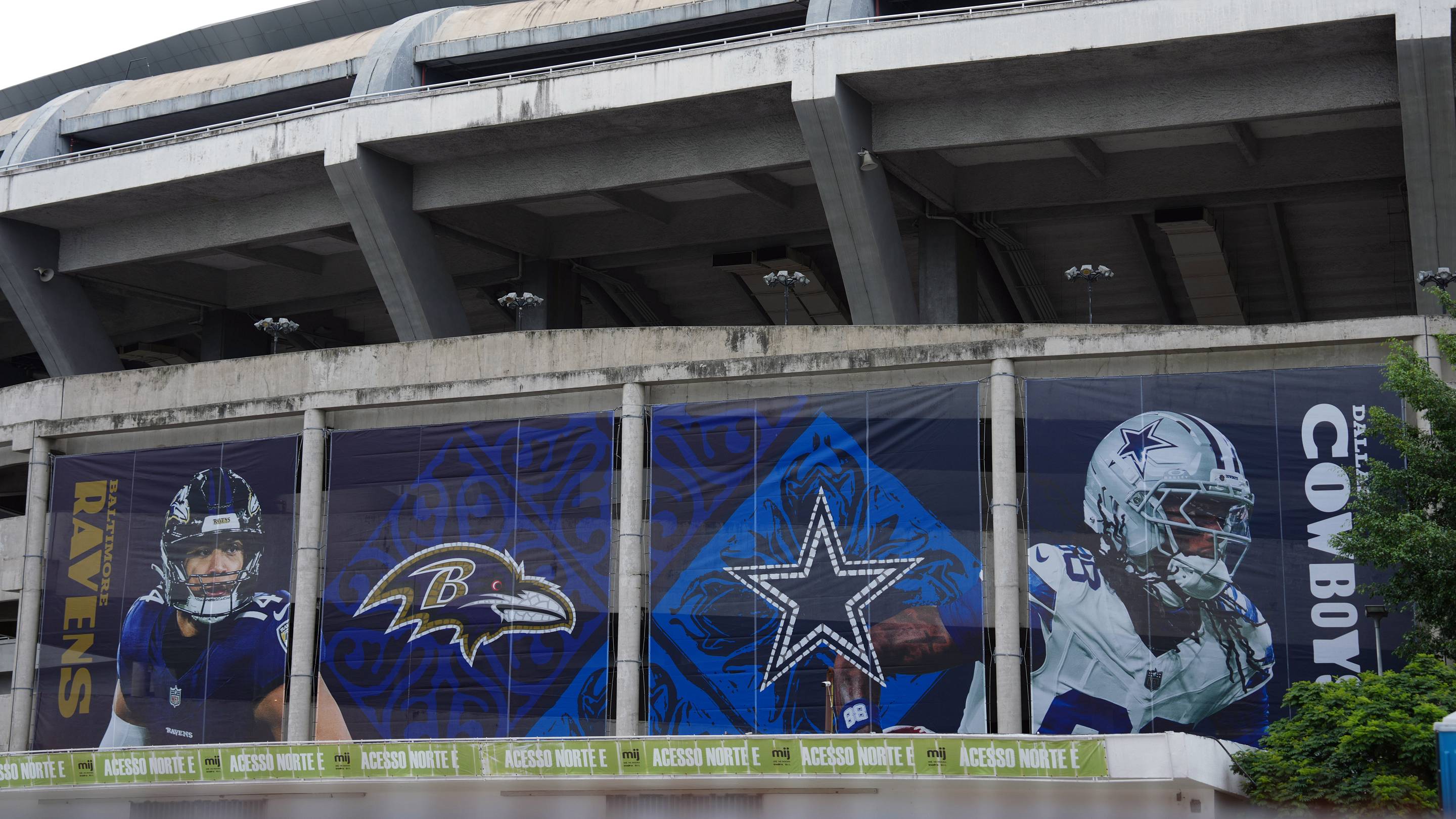 Dallas Cowboys Media Gives First Look At Questionable Field Conditions In Rio