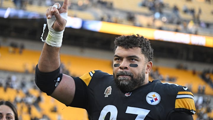 Dec 8, 2024; Pittsburgh, Pennsylvania, USA; Pittsburgh Steelers defensive tackle Cameron Heyward (97) celebrates with fans following a game against the Cleveland Browns at Acrisure Stadium. Mandatory Credit: Barry Reeger-Imagn Images Dec 8, 2024; Pittsburgh, Pennsylvania, USA; Pittsburgh Steelers defensive tackle Cameron Heyward (97) celebrates with fans following a game against the Cleveland Browns at Acrisure Stadium. Mandatory Credit: Barry Reeger-Imagn Images