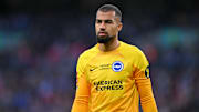 Chelsea sepakati transfer Robert Sanchez dari Brighton & Hove Albion.