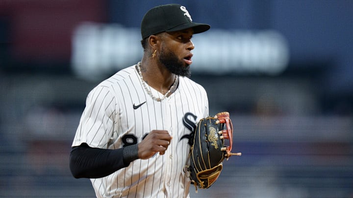Toronto Blue Jays v Chicago White Sox
