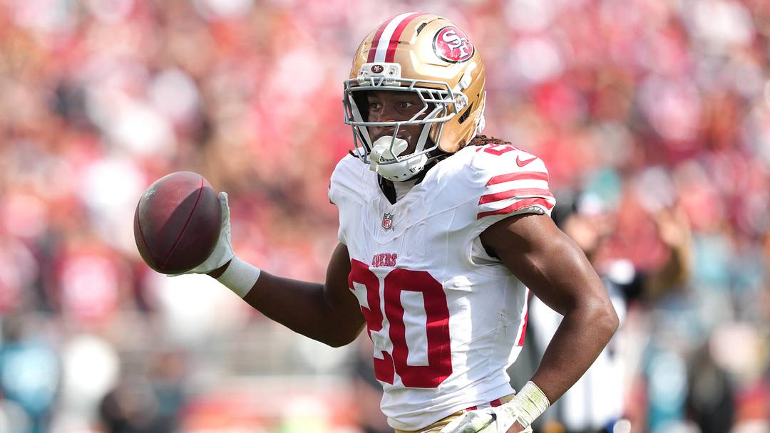 Sep 28, 2025; Santa Clara, California, USA; San Francisco 49ers cornerback Upton Stout (20) during the third quarter against the Jacksonville Jaguars at Levi's Stadium. Mandatory Credit: Darren Yamashita-Imagn Images Sep 28, 2025; Santa Clara, California, USA; San Francisco 49ers cornerback Upton Stout (20) during the third quarter against the Jacksonville Jaguars at Levi's Stadium. Mandatory Credit: Darren Yamashita-Imagn Images