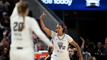 Connecticut Sun v Golden State Valkyries