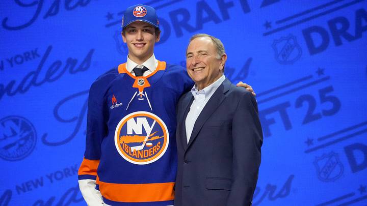Jun 27, 2025; Los Angeles, California, USA; Victor Eklund is selected as the 16th overall pick to the New York Islanders in the first round of the 2025 NHL Draft at Peacock Theater. Mandatory Credit: Kirby Lee-Imagn Images Jun 27, 2025; Los Angeles, California, USA; Victor Eklund is selected as the 16th overall pick to the New York Islanders in the first round of the 2025 NHL Draft at Peacock Theater. Mandatory Credit: Kirby Lee-Imagn Images