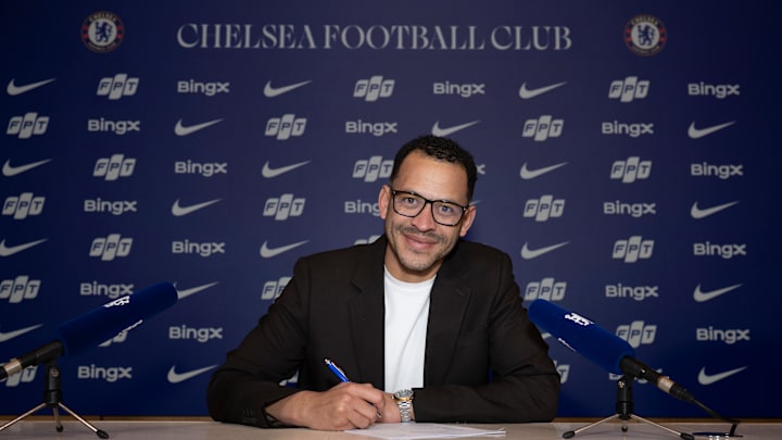 Liam Rosenior a été nommé à la tête de Chelsea. Liam Rosenior a été nommé à la tête de Chelsea.