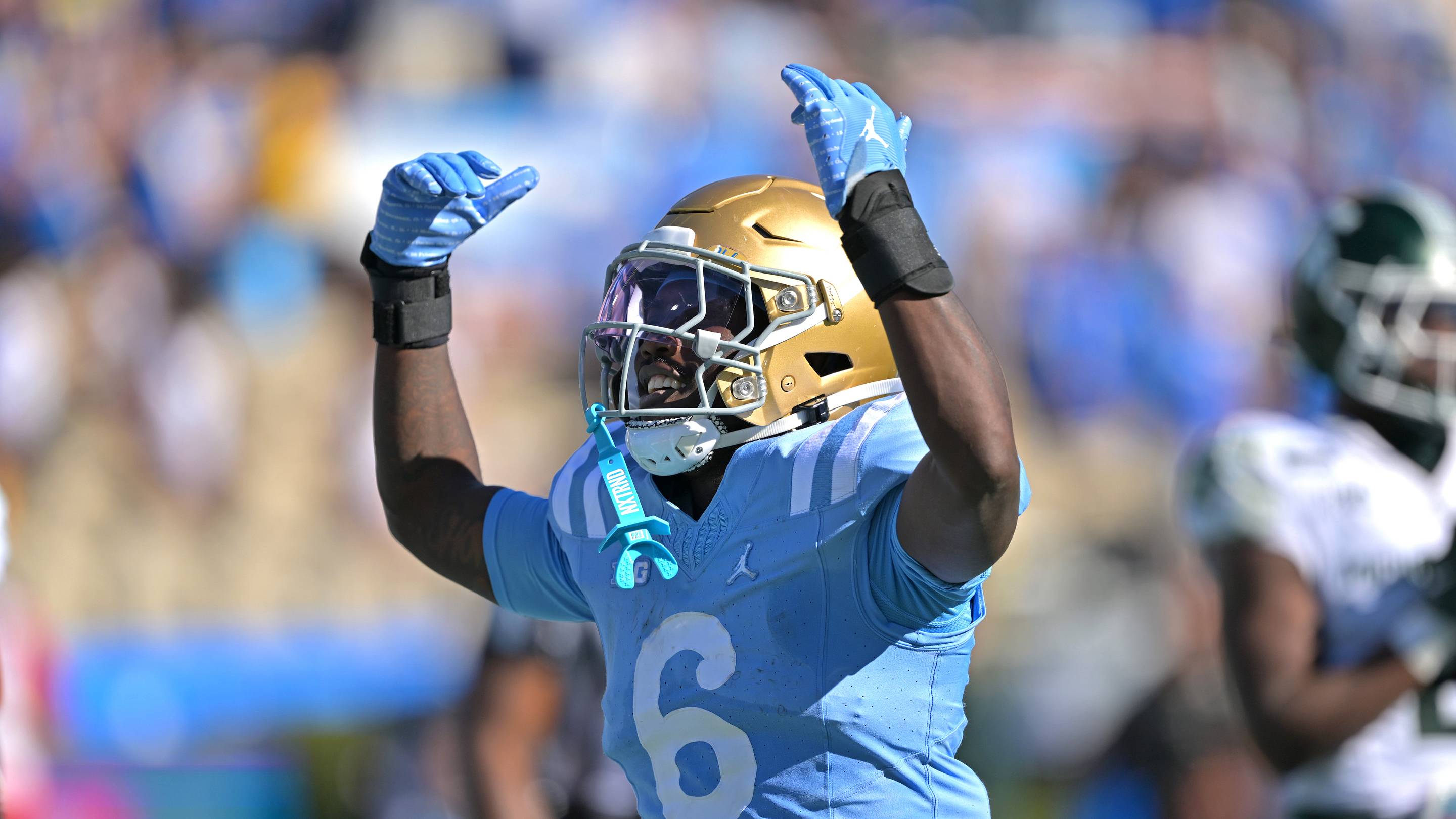 Everything the AP Top 25 rankings got wrong this week: Respect UCLA, cowards!