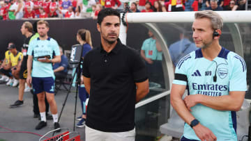 Mikel Arteta before kick-off in Philadelphia