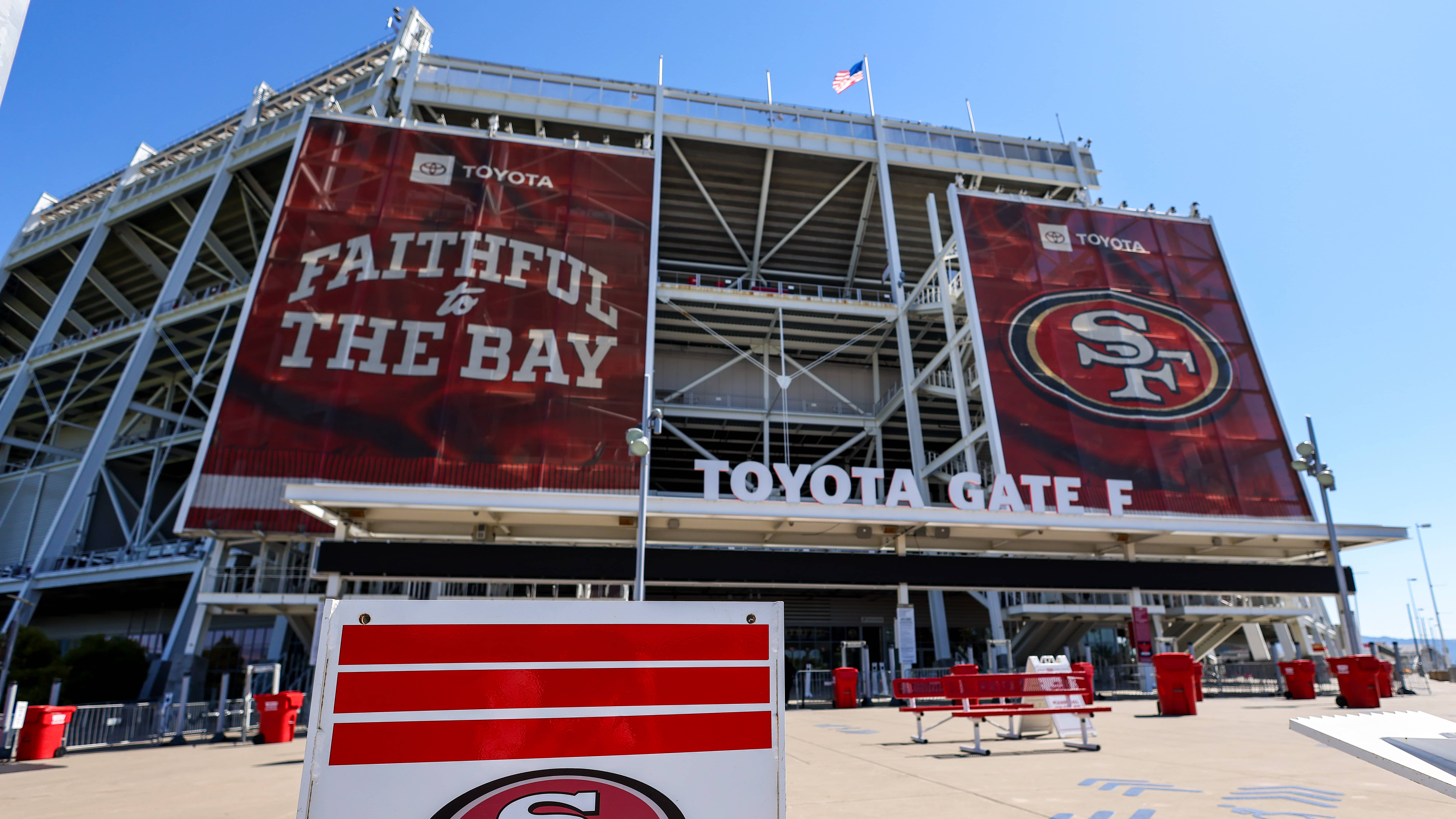 Has 49ers' Levi's Stadium become a joke compared to newer football stadiums?
