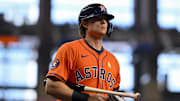 Sep 7, 2025; Arlington, Texas, USA; Houston Astros center fielder Jake Meyers (6) walks to the on-deck circle during the game between the Texas Rangers and the Houston Astros at Globe Life Field. 